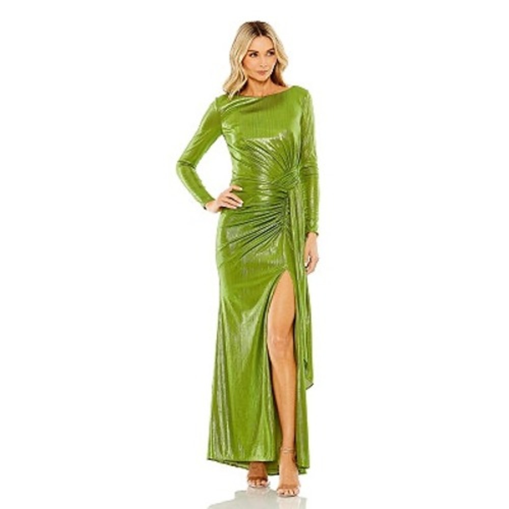 Mac Duggal Apple Green Metallic Long Sleeve Ruched Gown Dress 27165 Size 6 NEW